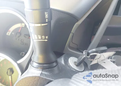 2015 Toyota Tacoma z USA, uszkodzony, nr VIN 5TFJX4CN7FX056919